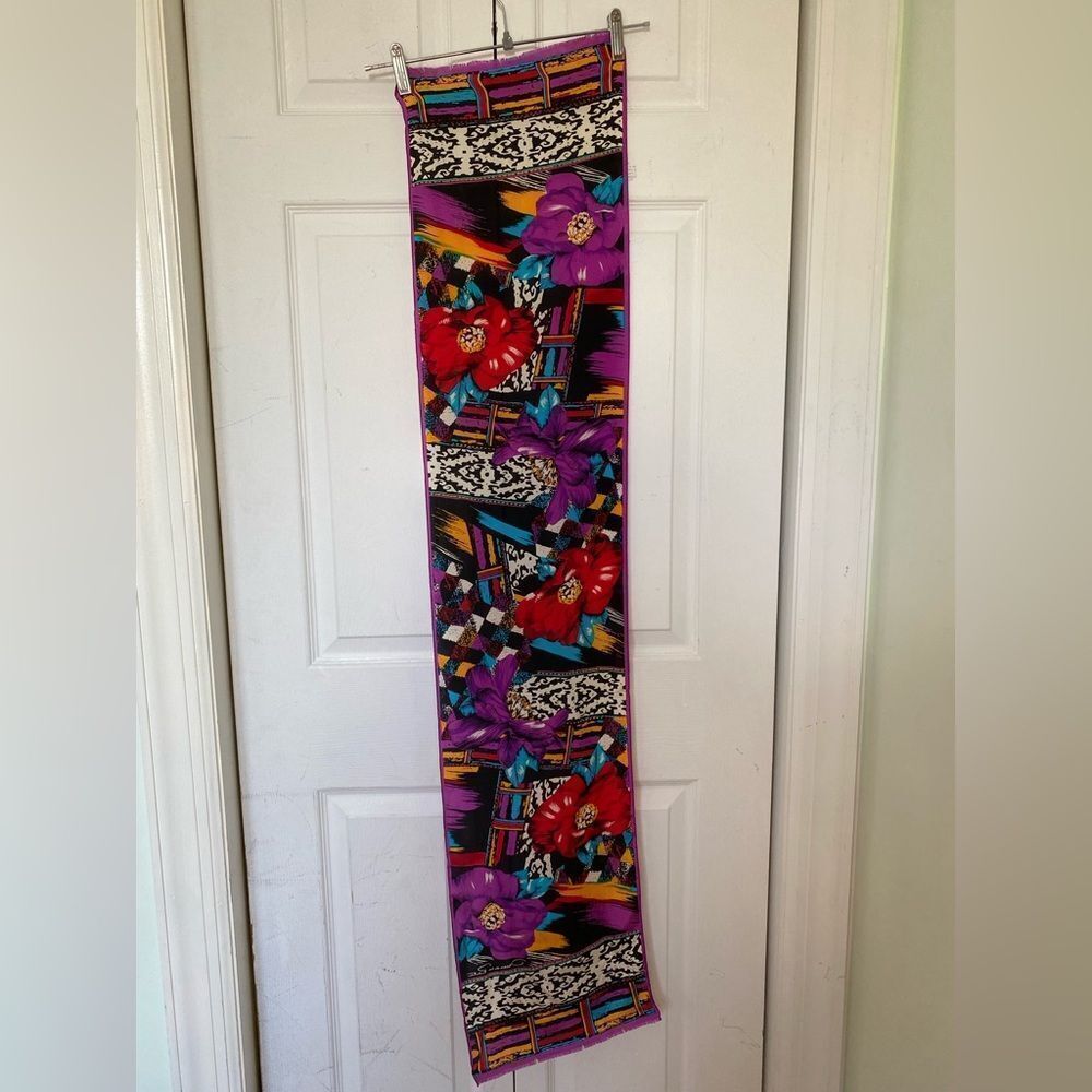 Vintage Tropical Oscar De La Renta Scarf - Picture 8 of 10